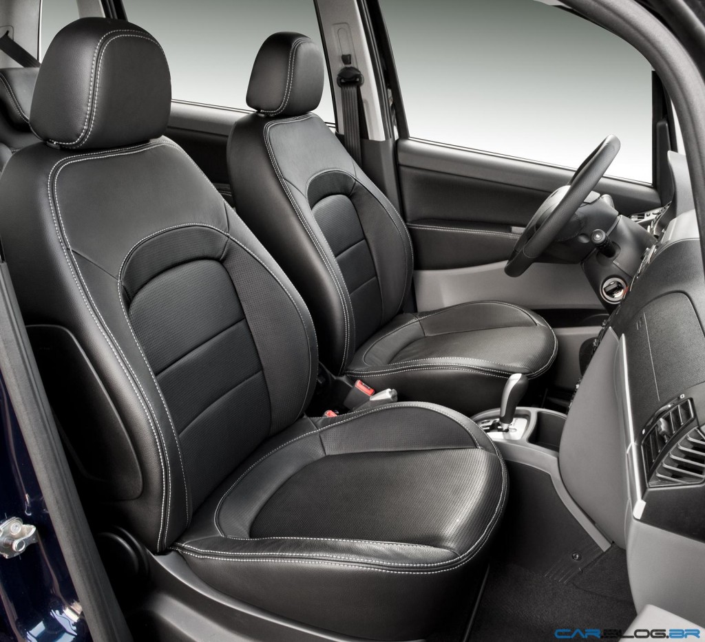 Banco de Couro Midori Auto Leather Brasil 50 anos